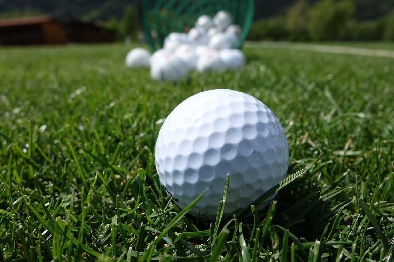 Read more about the article Jaki zestaw kijów golfowych dla początkujących?